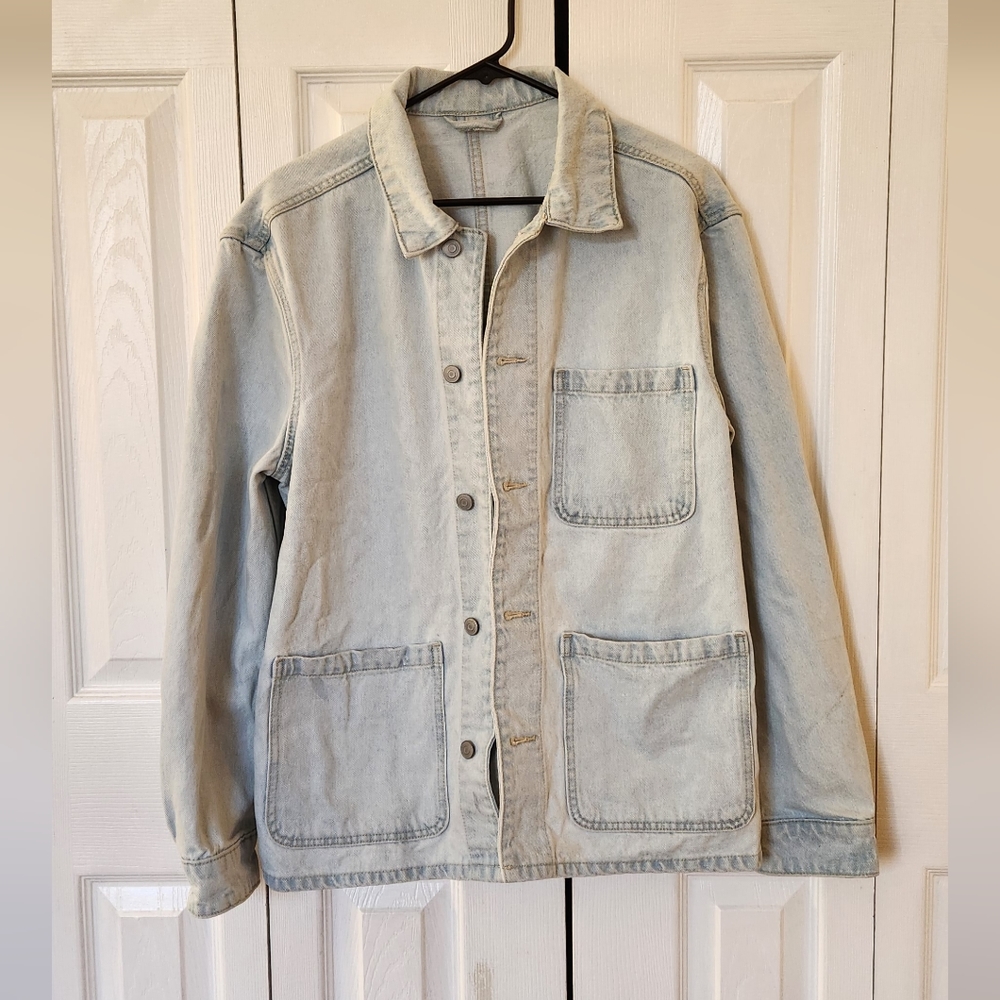 Zara men denim jacket size Medium